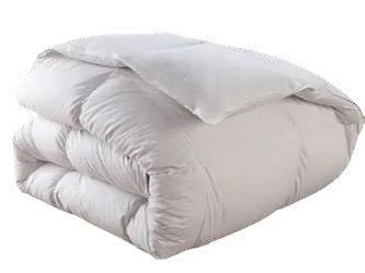 Couette blanche pliée