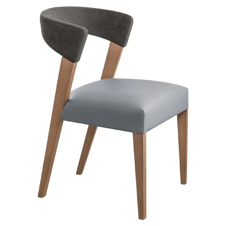 Chaise Cavtat compacte