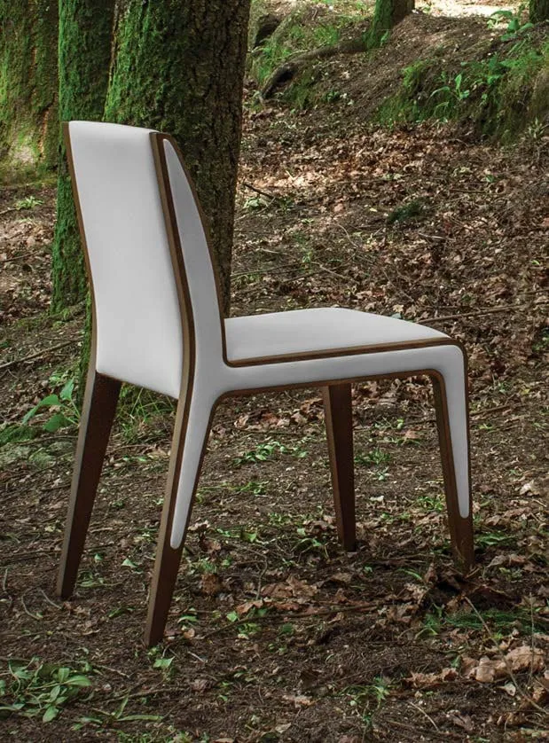 Chaise Cefalù à joues tapissées